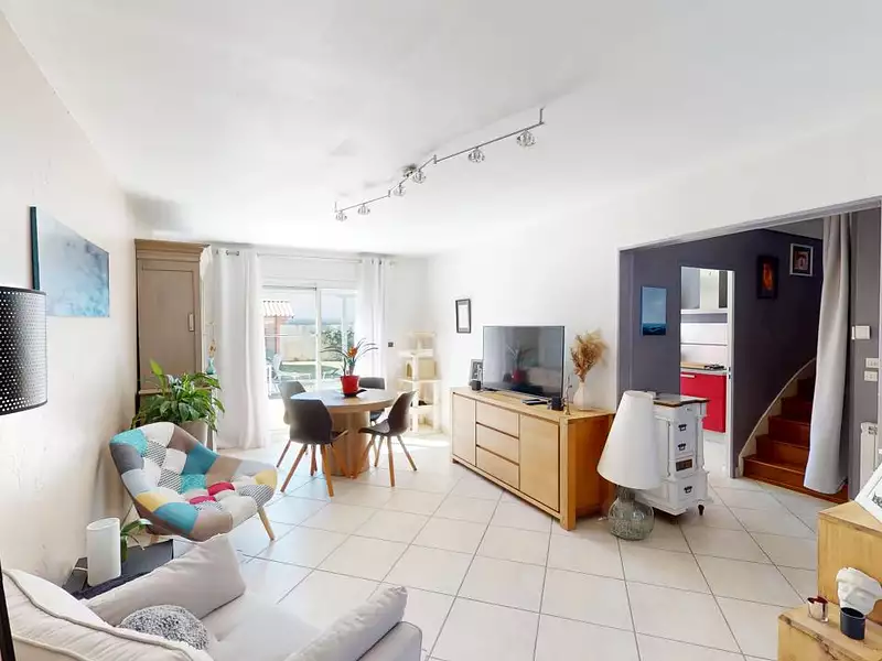 Maison, 89 m²
