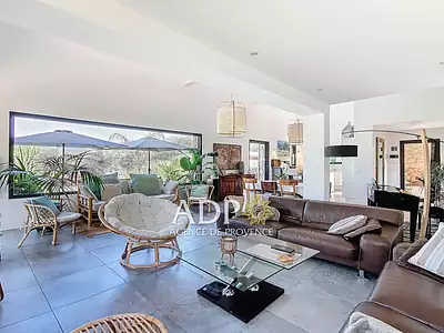 Maison, 170 m²