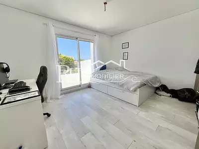 Maison, 198 m²