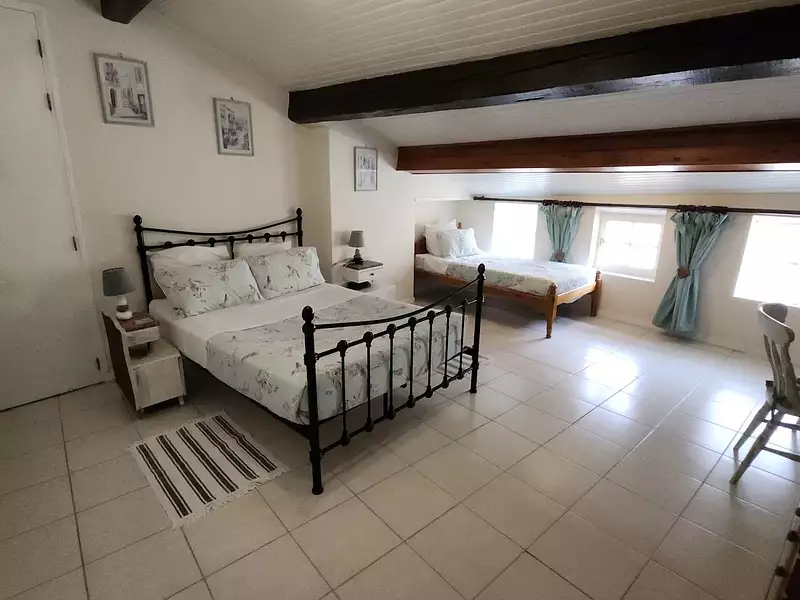 Maison, 250 m²