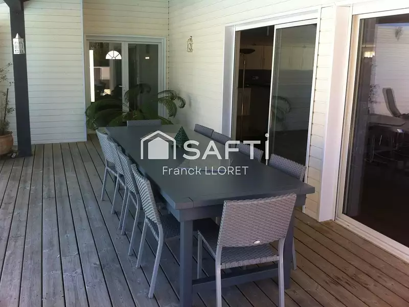 Maison, 180 m²