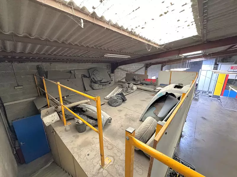 Divers, 708 m²