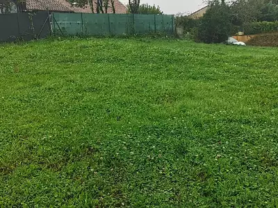 Terrain, 752 m²
