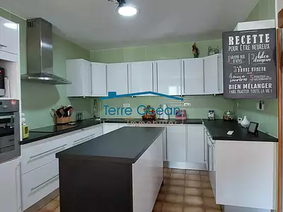 Maison, 148 m²