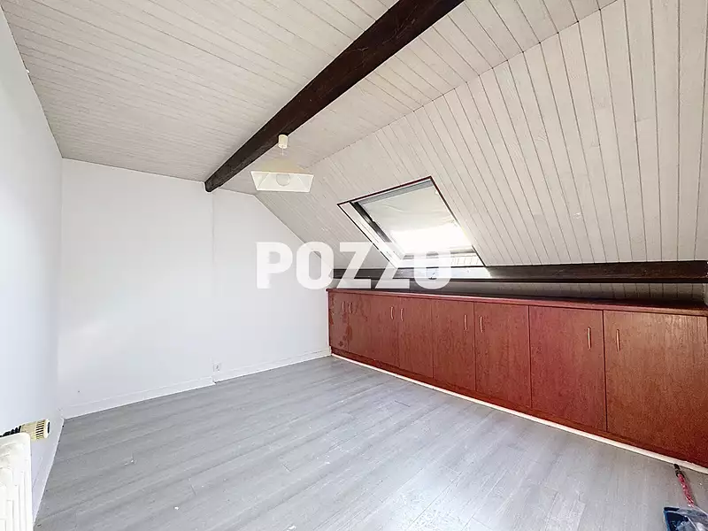Maison, 230 m²