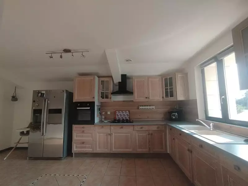 Maison, 200 m²