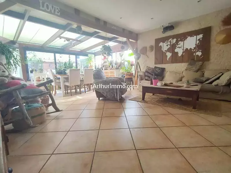 Maison, 89 m²