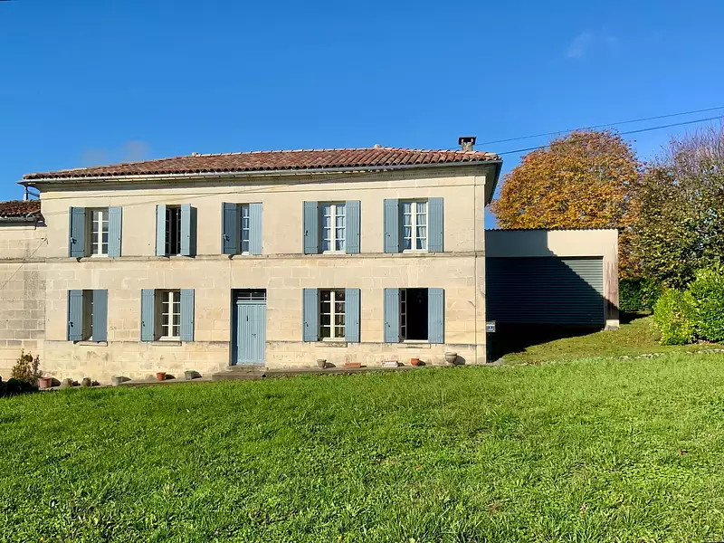 Maison, 165 m²