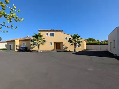 Maison, 196 m²