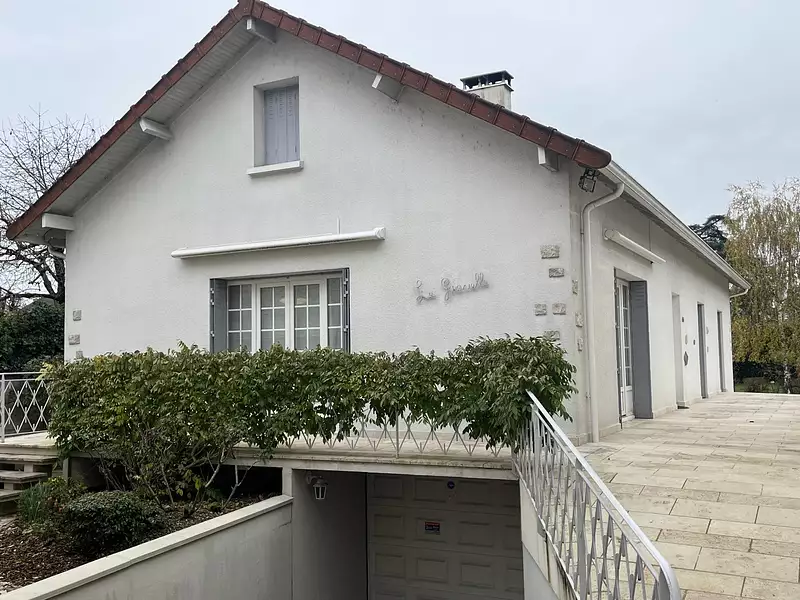 Maison, 165 m²