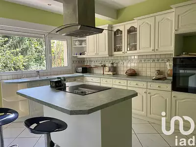 Maison, 187 m²