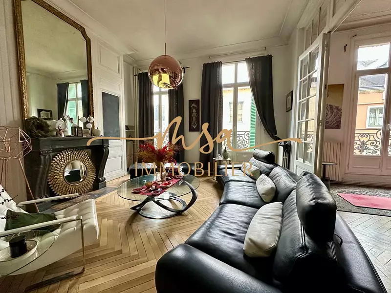 Immeuble, 525 m²