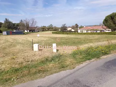 Terrain, 663 m²