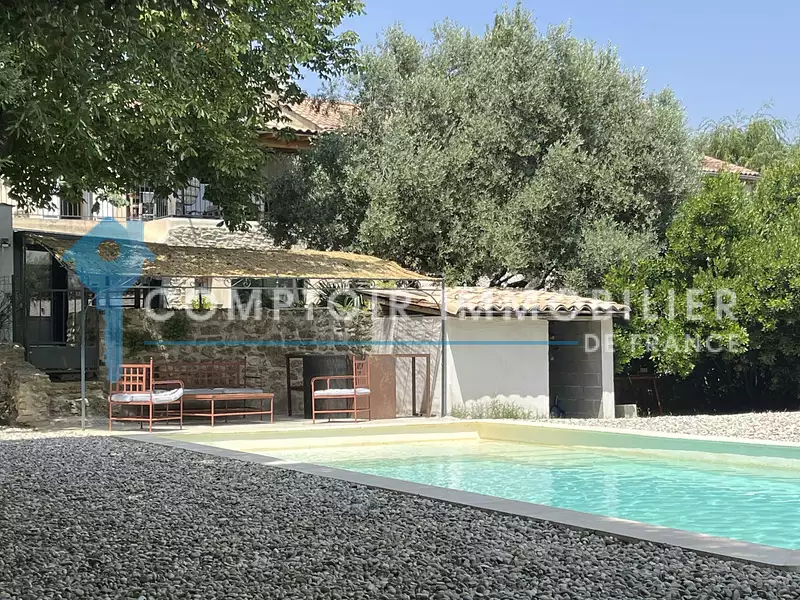 Maison, 212 m²