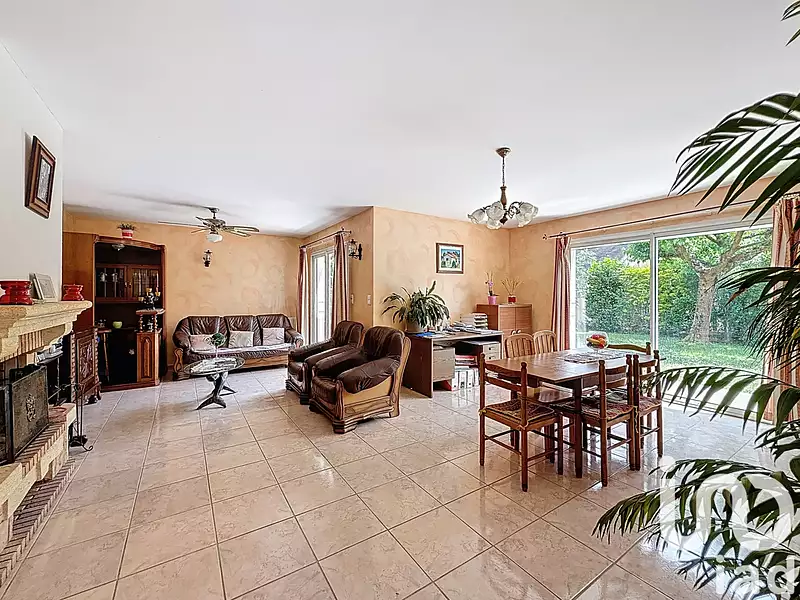 Maison, 170 m²