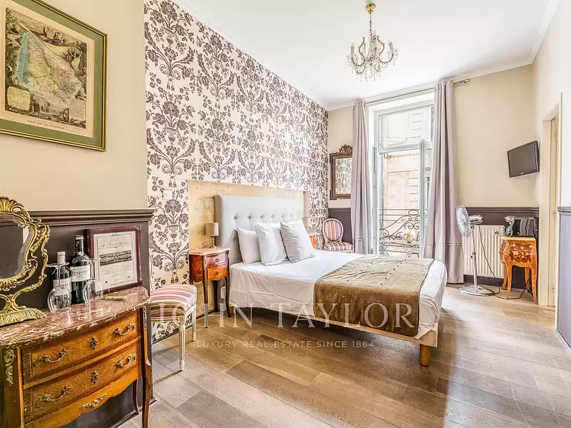 Maison, 310 m²