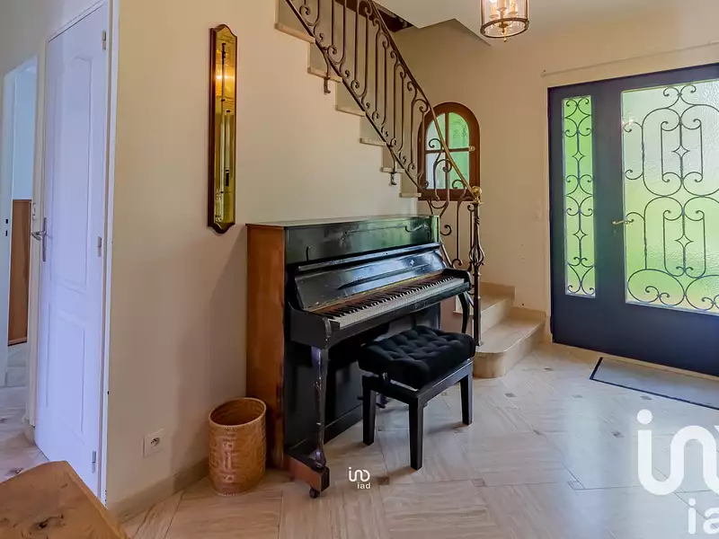 Maison, 176 m²