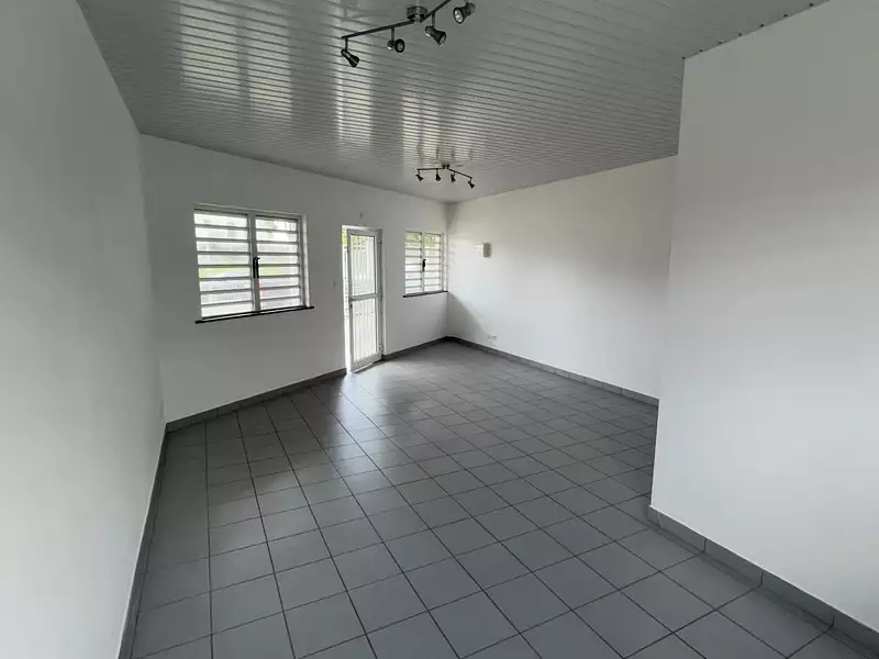 Divers, 35 m²