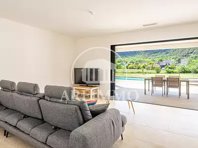 Maison, 158 m²
