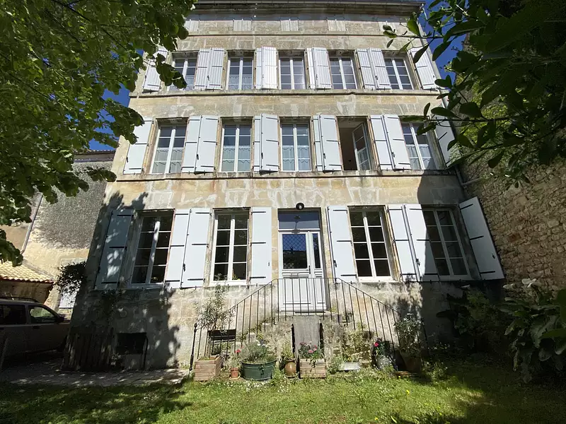 Maison, 302 m²