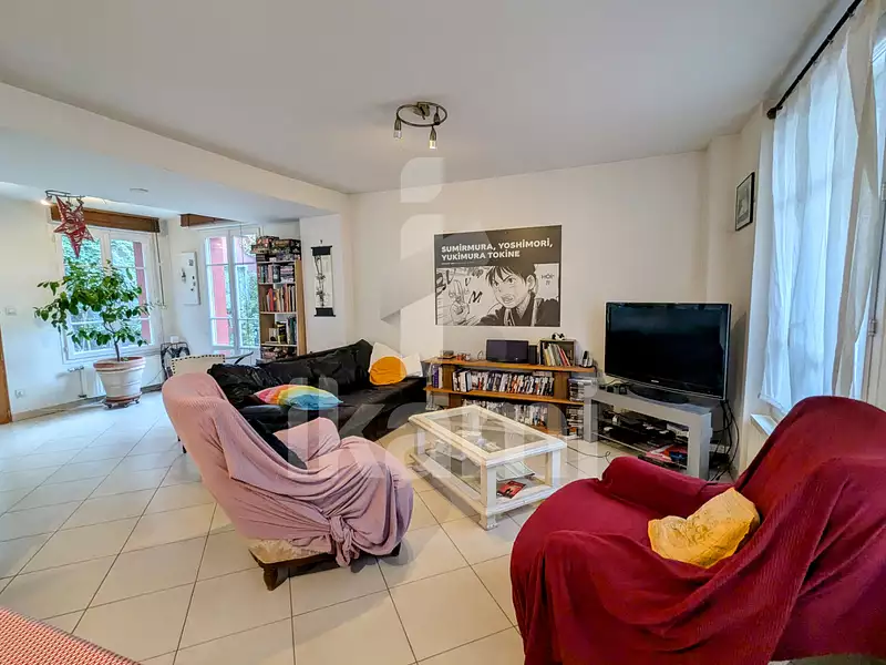 Maison, 226 m²