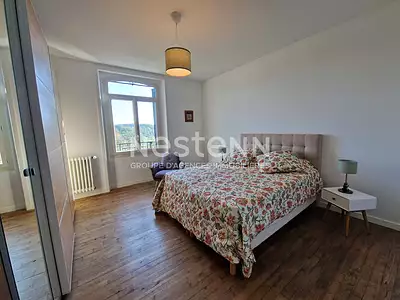 Maison, 225 m²