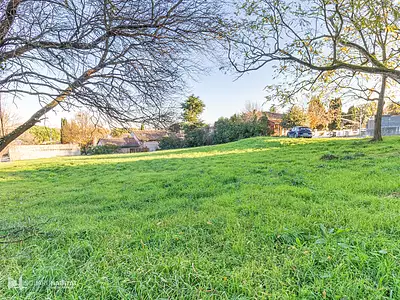 Terrain, 915 m²