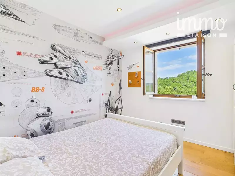 Maison, 266 m²
