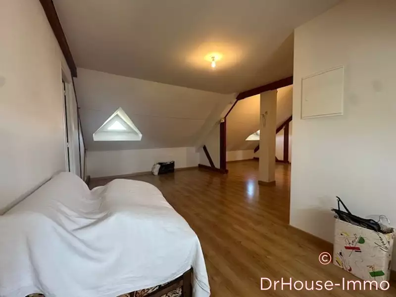 Maison, 182 m²