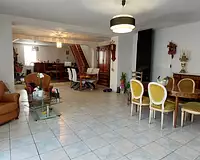 Maison, 224 m²