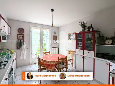 Maison, 180 m²