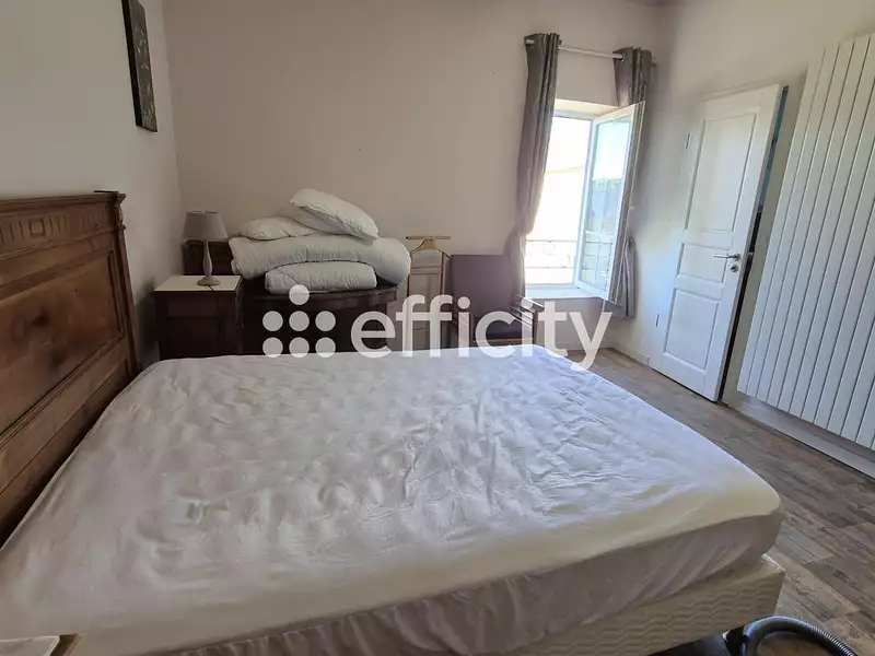 Maison, 495 m²