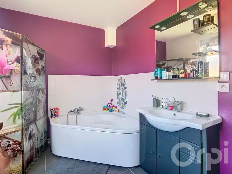 Maison, 105 m²