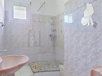 Maison, 204 m²