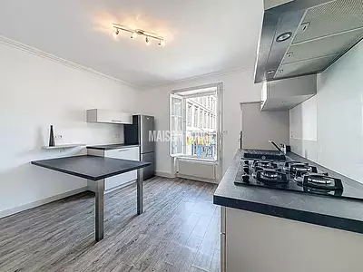 Maison, 200 m²