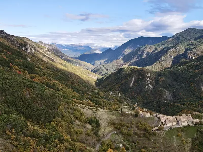 Terrain, 112 560 m²