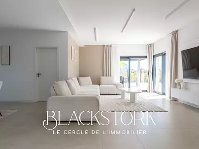Maison, 151 m²