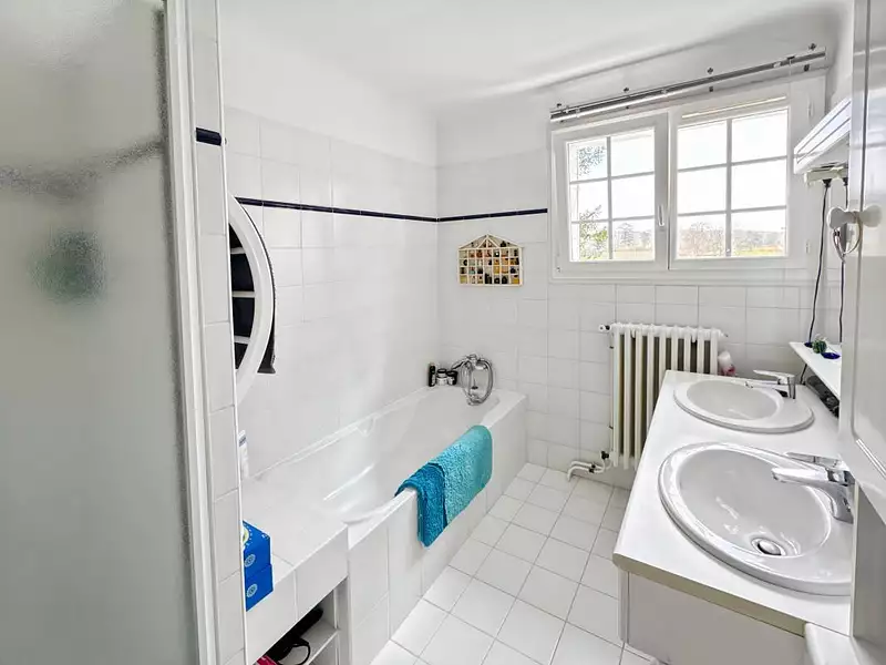 Maison, 161 m²