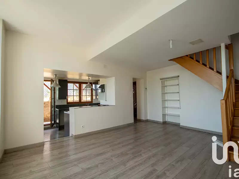 Immeuble, 170 m²