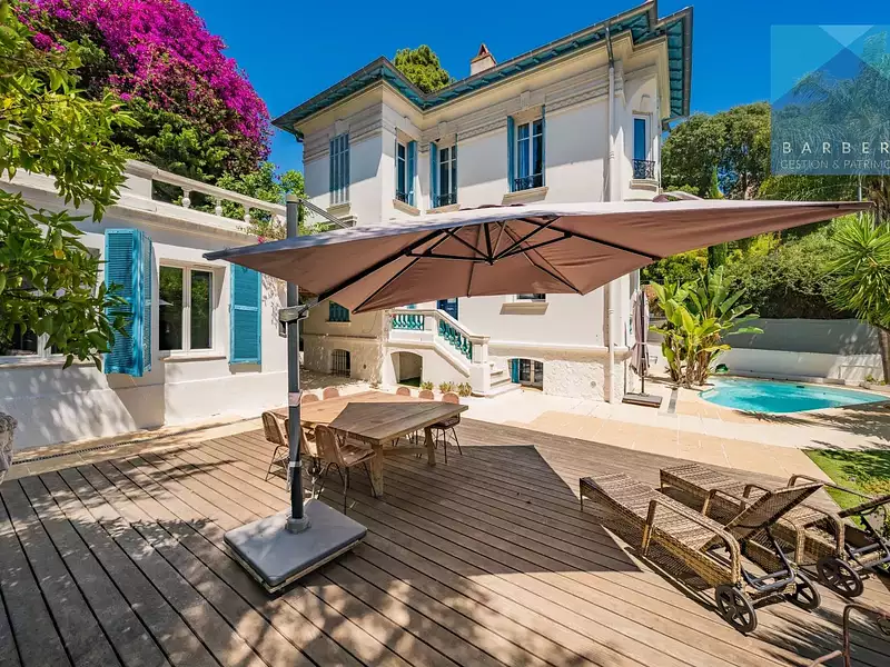 Maison, 217 m²