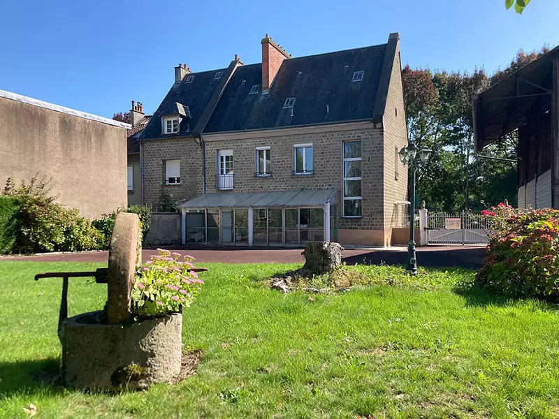 Maison, 165 m²