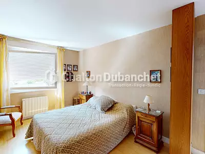 Maison, 242 m²