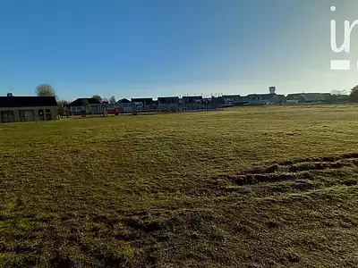 Terrain, 8 206 m²