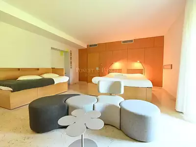 Maison, 850 m²