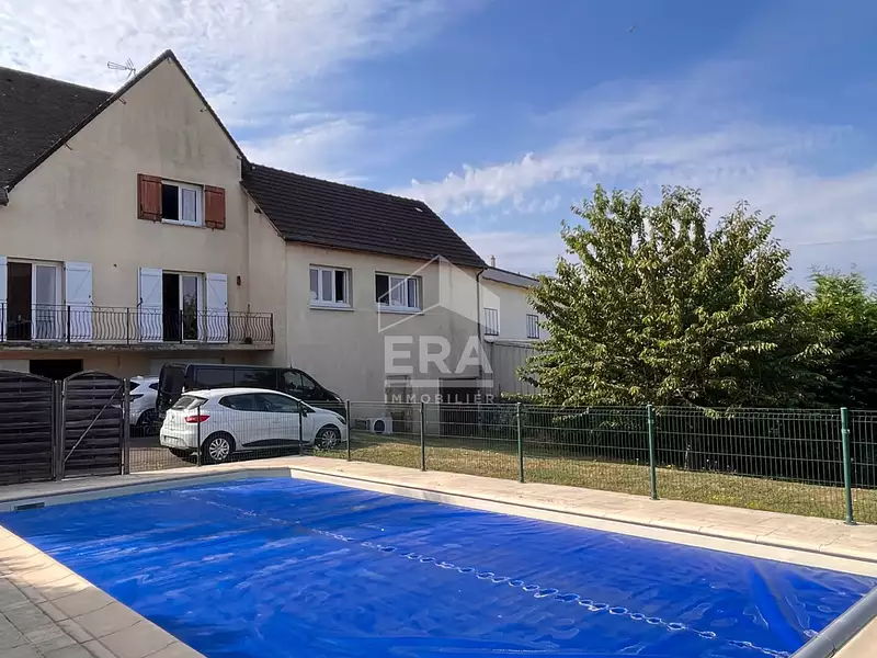 Maison, 250 m²