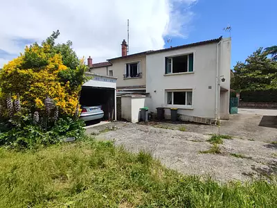 277 000 € 3 795 €/m² Maison • 73 m² • 3 pièces • 2 chambres • Ter. 203 m² Chevreuse (78460)