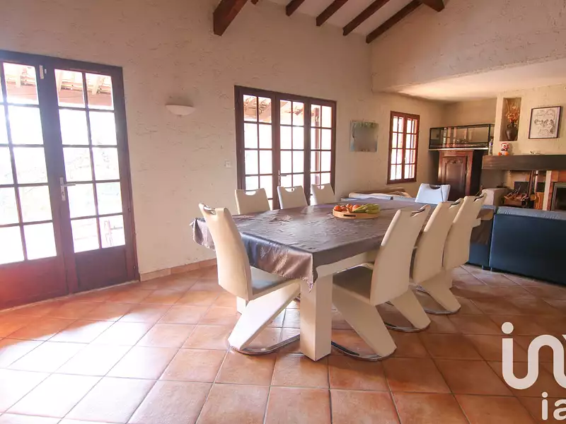 Maison, 180 m²