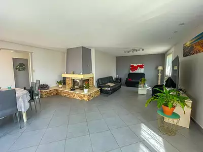 Maison, 180 m²