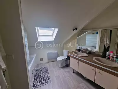 Maison, 271 m²