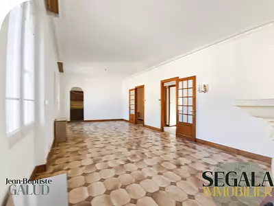 Maison, 210 m²